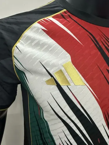 Camiseta de fútbol Edición Especial 10 de la Selección Nacional de México 2025/2026 versión jugador  — view 4