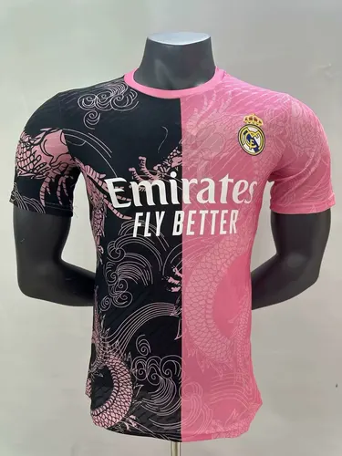 2025/2026 Version Joueur Real Madrid Motif Dragon Rose et Noir Maillot de Football  — view 1