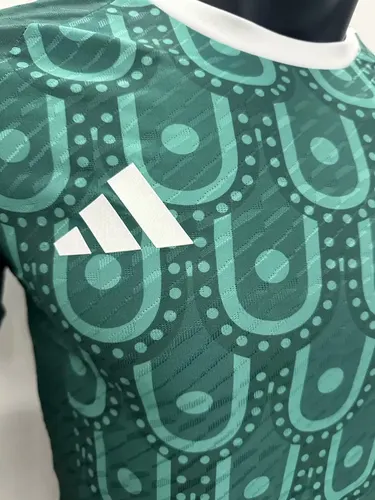 Camiseta de fútbol Edición Especial 09 de la Selección Nacional de México 2025/2026 versión jugador  — view 3
