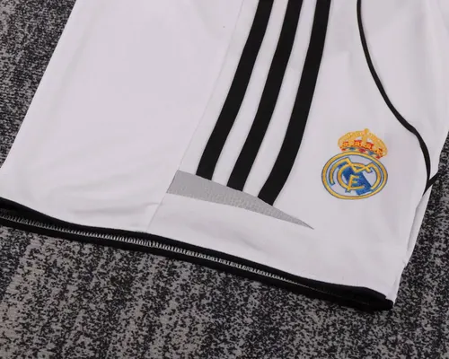2006-2007 Retro Real Madrid Home Football Shirt  Kids Size — view 10