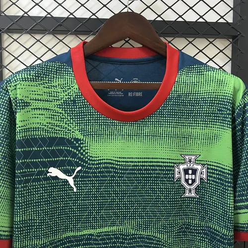 2025 Portugal Trainingsbekleidung Grün Fußballtrikot AAA Fan-Qualität — view 3