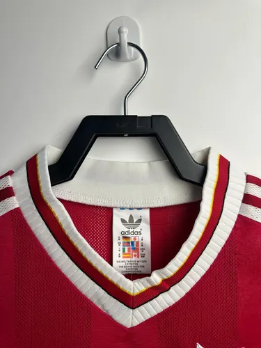 1995/1996 Retro Liverpool Home Football Jersey Long Sleeve  — view 3