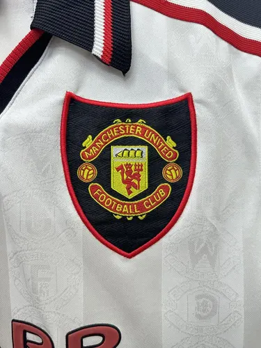1998/1999 Retro Manchester United Away White Football Shirt  — view 7