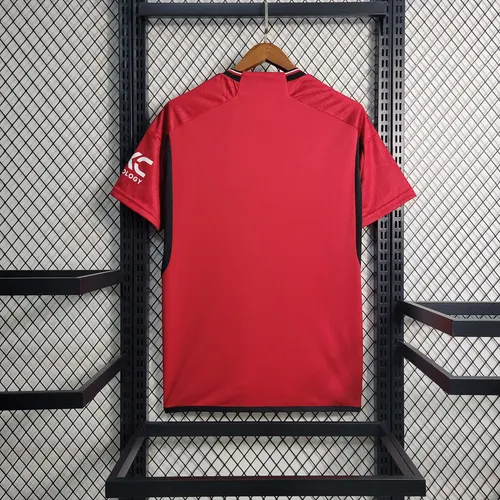 2023/2024 Manchester United Home Football Shirt   — view 2