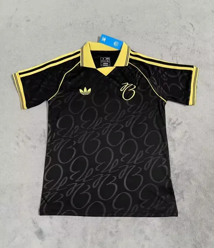 2025/2026 Real Madrid Bellingham Revers Fußballtrikot  — view 1