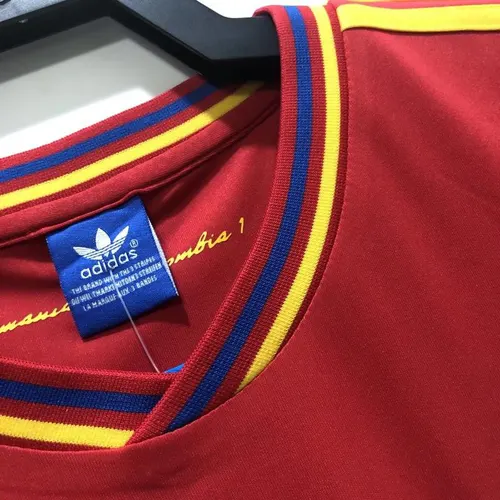 1990 Retro Colombia Away Football Shirt  — view 3