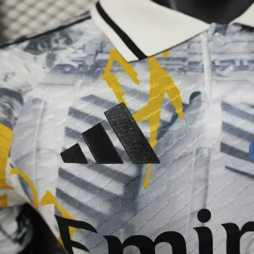 2025/2026 Player Version Real Madrid Champions League Highlights Football Jersey  — view 4