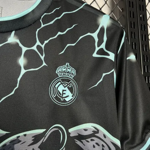 قميص ريال مدريد الإصدار الخاص الأسود والأخضر 2024/2025 جودة تايلاندية — view 7