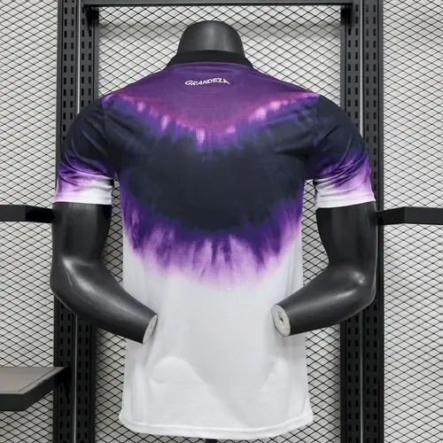 2025/2026 Player Version Real Madrid anniversary Edition Football Jersey  — view 2