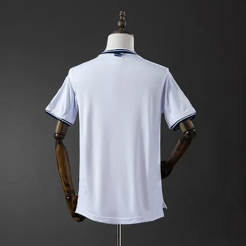 2000 Retro England Heim-Fußballtrikot AAA Fan-Qualität — view 2