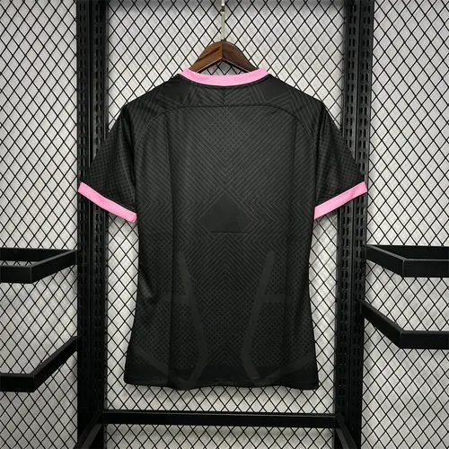 2024/2025 Inter Mailand Sonderedition Rosa Fußballtrikot AAA fan-gradät — view 2