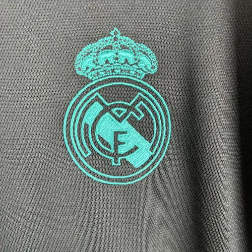 2017/2018 Retro Long Sleeve Real Madrid Away Football Shirt  — view 6