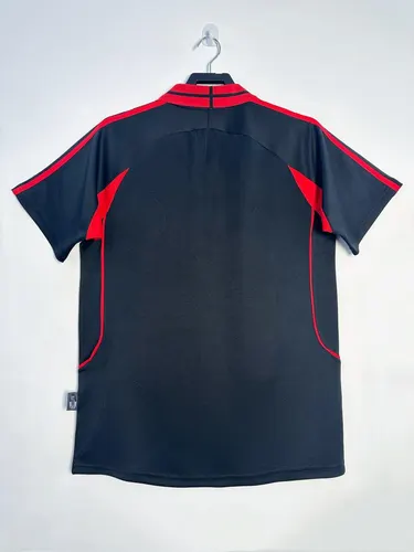 2000/2001 Retro AC Milan Drittauswärts Fußballtrikot  — view 2