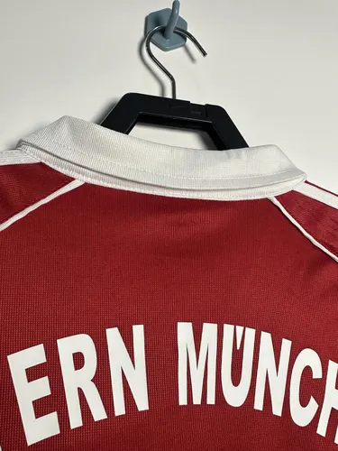 2005-2006 Retro Bayern Munich Home Football Jersey  — view 4