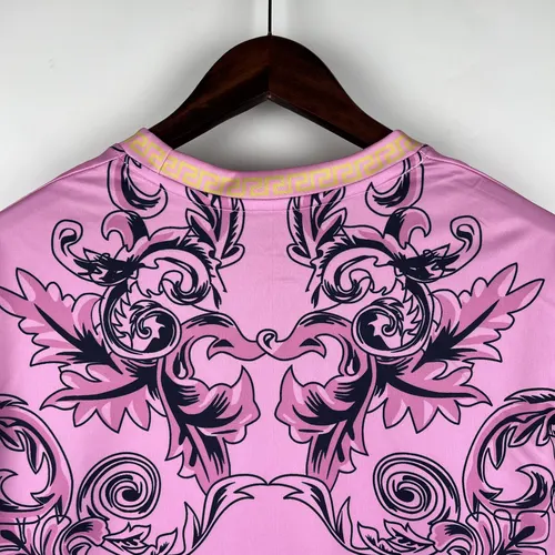 2024-2025 Itália Camisa de Futebol Rosa Edição Especial — view 9