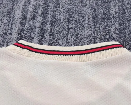 1996-1997 Camisa Retrô Liverpool Away  Tamanho Infantil — view 3