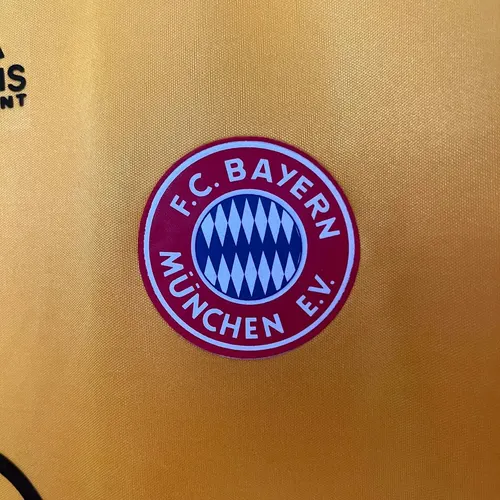 1993/1995 Retro Bayern Munich Away Football Jersey  — view 6