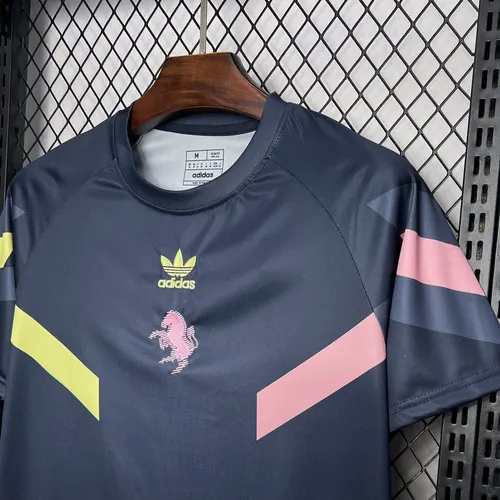 2024/2025 Juventus Pre-match Training Uniform Jersey  — view 5