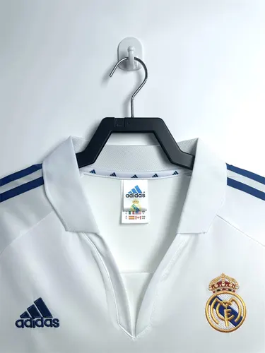 2001/2002 Rétro Real Madrid Domicile Maillot de Foot  — view 3