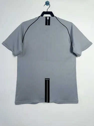 2007/2008 Retro Manchester United Goalkeeper Football Shirt  — view 2