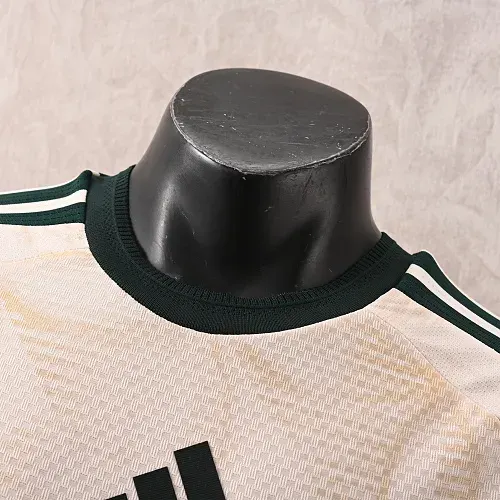 Camisa de Futebol Versão Jogador Celtic Third Away 2026/2027   — view 4