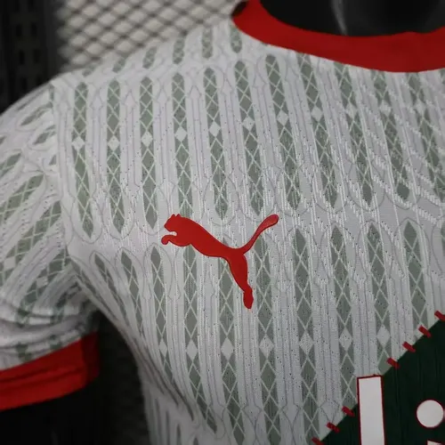 2026/2027 Version Joueur Édition Spéciale 02 Maillot de Football Olympique de Marseille  landaise — view 4