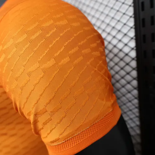 Maillot Real Madrid Y-3 édition spéciale orange version joueur 2024/2025  — view 4