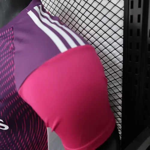 2025/2026 Spielerversion Real Madrid Sonderausgabe 45 Fußballtrikot  — view 7