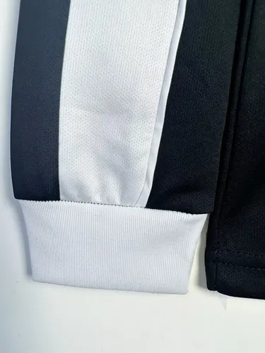2002/2003 Retro Juventus Langarm Heim-Fußballtrikot  — view 9