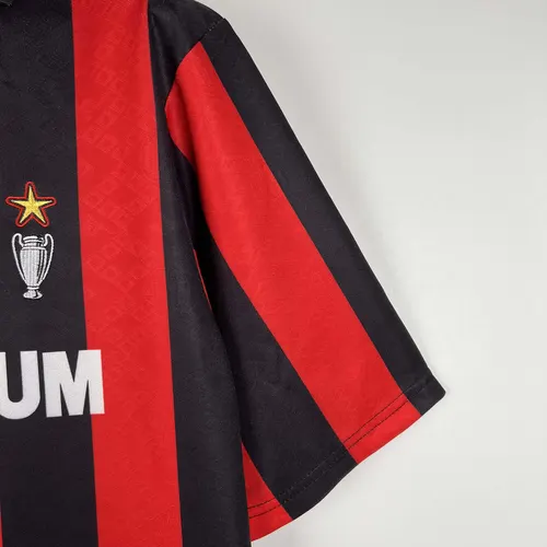 قميص كرة قدم AC Milan الكلاسيكي داخل الأرض 1989/1990 جودة تايلاندية — view 7