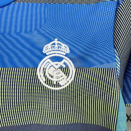 قميص ريال مدريد قبل المباراة 01 2025/2026 جودة تايلاندية مقاس أطفال — view 5