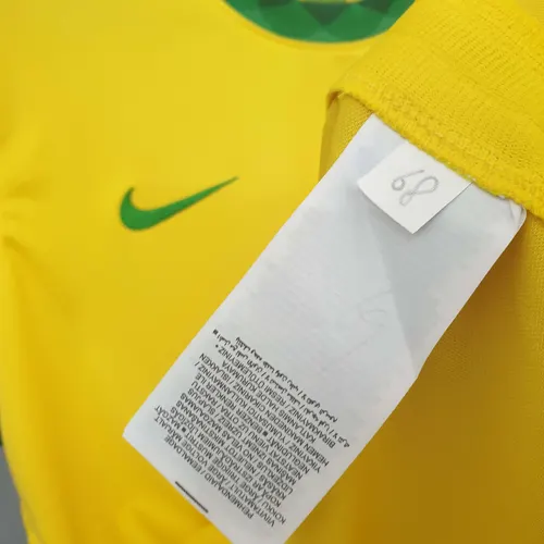 Camisa de Futebol Retro 2020 Brasil Home AAA qualidade fã — view 8