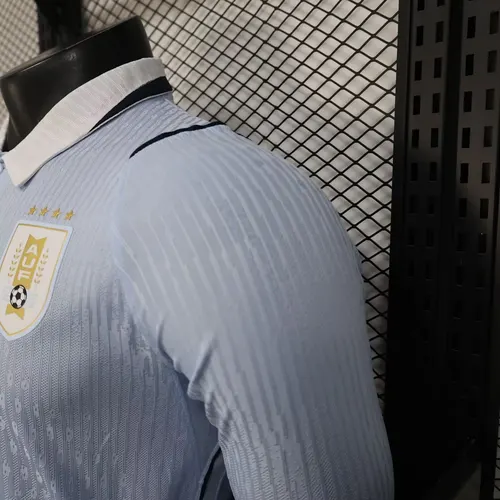 نسخة اللاعب 2026 قميص كرة القدم الأوروغواياني الأساسي طويل الأكمام درجة المشجع AAA — view 7