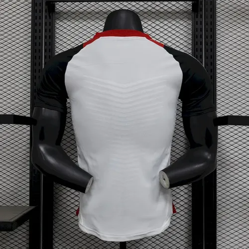 2025/2026 Spielerversion Manchester United Trainings-Trikot  — view 2