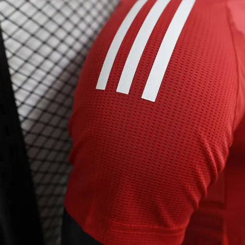 2024/2025 Player Version Manchester United Home Football Shirt  — view 3
