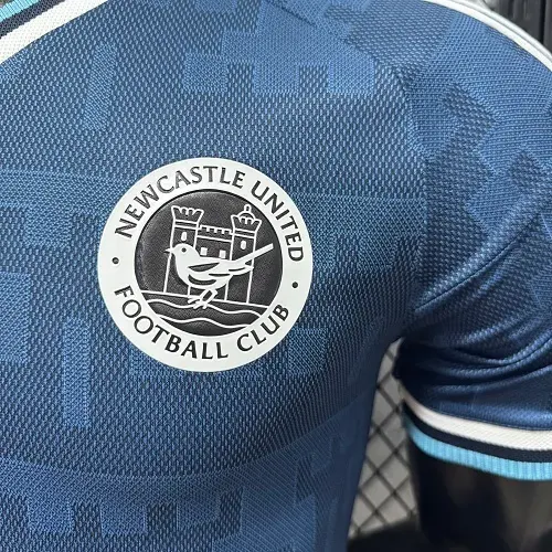 2026/2027 Player Version Newcastle United Home Football Jersey   — view 9