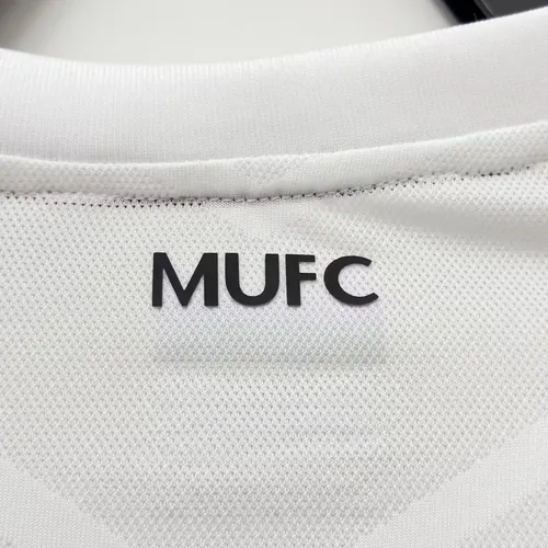 2010/2011 Retro Manchester United Auswärts Fußballtrikot AAA fan-gradät — view 8
