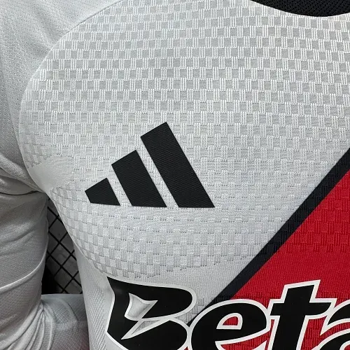 Camiseta de Fútbol Local River Plate Manga Larga Versión Jugador 2026/2027   — view 4