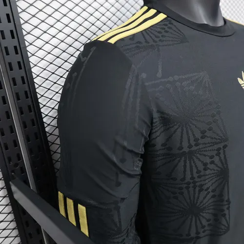 Maillot de football noir manches longues version joueur édition spéciale National Mexique 2025 AAA qualité fan — view 3