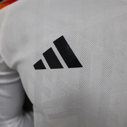 2024-2025 Spielerversion Langarm Deutschland Heim-Fußballtrikot   — view 4