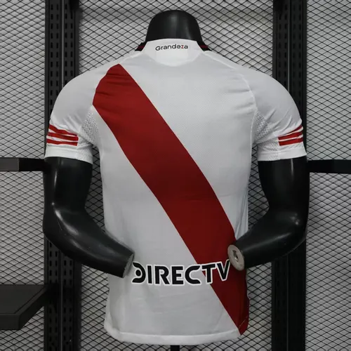 2025/2026 Versión Jugador River Plate Camiseta de Fútbol Local  — view 2