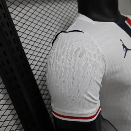 نسخة لاعب 2026/2027 Paris Saint-Germain إصدار خاص أبيض قميص كرة قدم جودة تايلاندية  — view 6