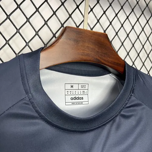 2024/2025 Juventus Pre-match Training Uniform Jersey  — view 4