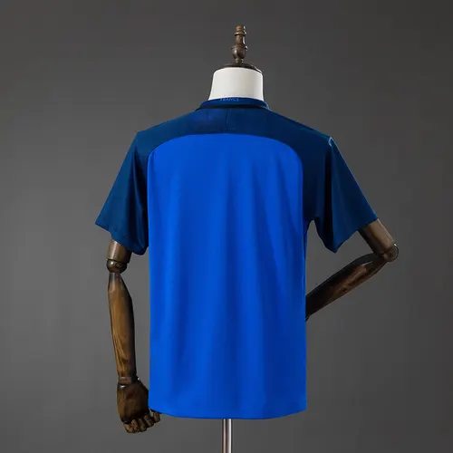 Camisa de Futebol Retro 2016 França Home AAA qualidade fã — view 2