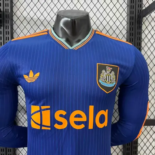 2025/2026 Camiseta de fútbol manga larga Versión Jugador Newcastle United Tercera Visitante  — view 3