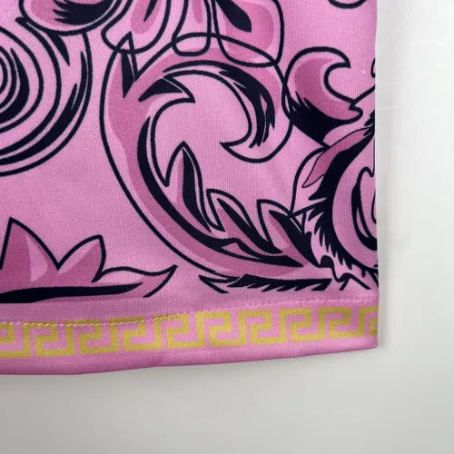 2024-2025 Itália Camisa de Futebol Rosa Edição Especial — view 8