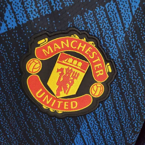 Manchester United Football Shirt Third Away 2021 / 2022  — view 4