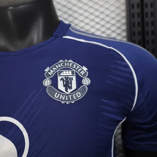 2025/2026 Player Version Manchester United Special Edition Blue And White Football Jersey  — view 5