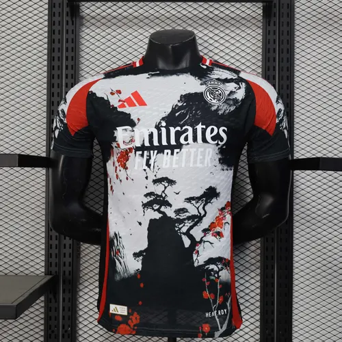2025/2026 Version Joueur Real Madrid Édition Spéciale 15 Maillot de Football landaise — view 1