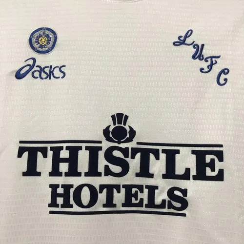 1995-1996 Retro Leeds United Home Soccer Jersey  — view 6
